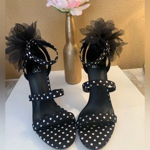 Tule and Polka dot black and white Heels